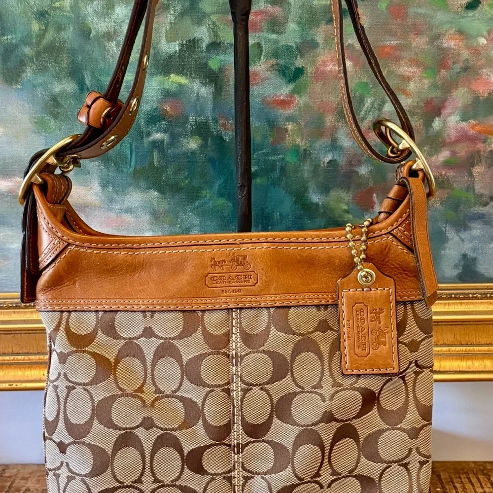 Coach Bleeker Bucket Signature Jacquard Shoulder Crossbody 1941 Upgrades Plus 👜